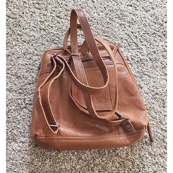 Spikes and Sparrow Brown Cognac Genuine Leather Bag Backpack Purse Adjustable - Picture 4 of 11